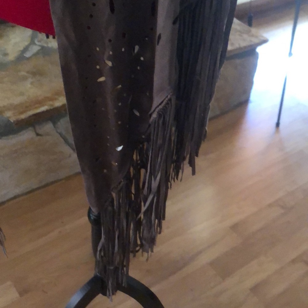 Chicos - Picture 4 of 5